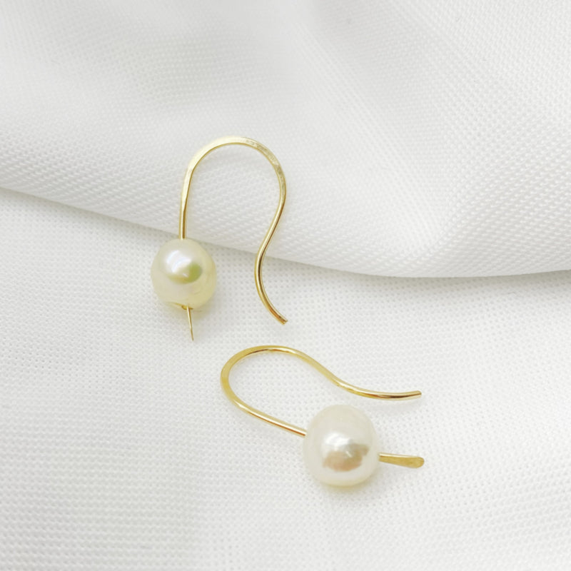 14K Gold Filled Oorbellen Met Een Parel