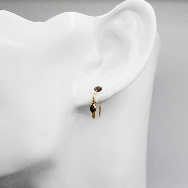 Gold Fill Oorbellen Met Ruwe Diamant