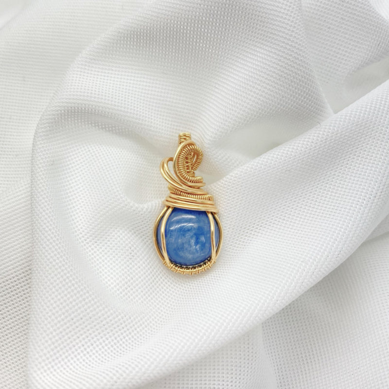 14K Gold Filled Hanger Met Kyaniet