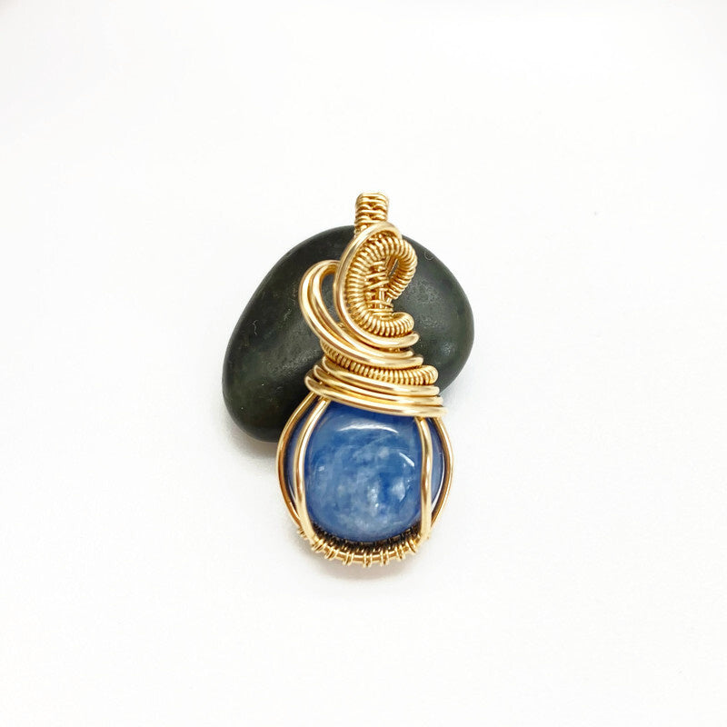 14K Gold Filled Hanger Met Kyaniet
