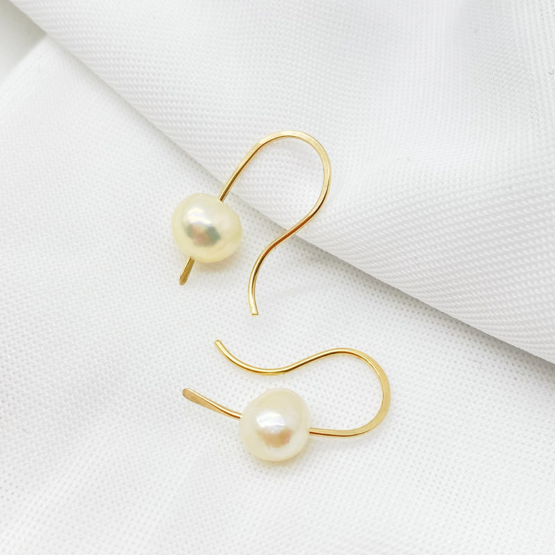 14K Gold Filled Oorbellen Met Een Parel