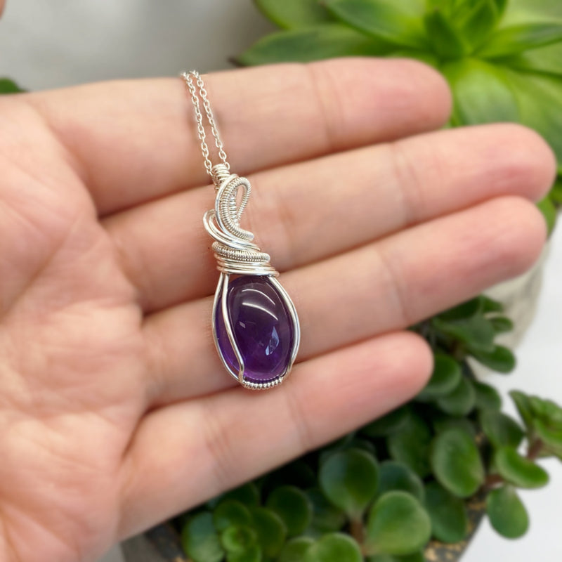 Sterling Zilveren Wire Wrap Hanger Met Paarse Amethist
