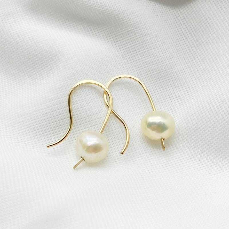 14K Gold Filled Oorbellen Met Een Parel