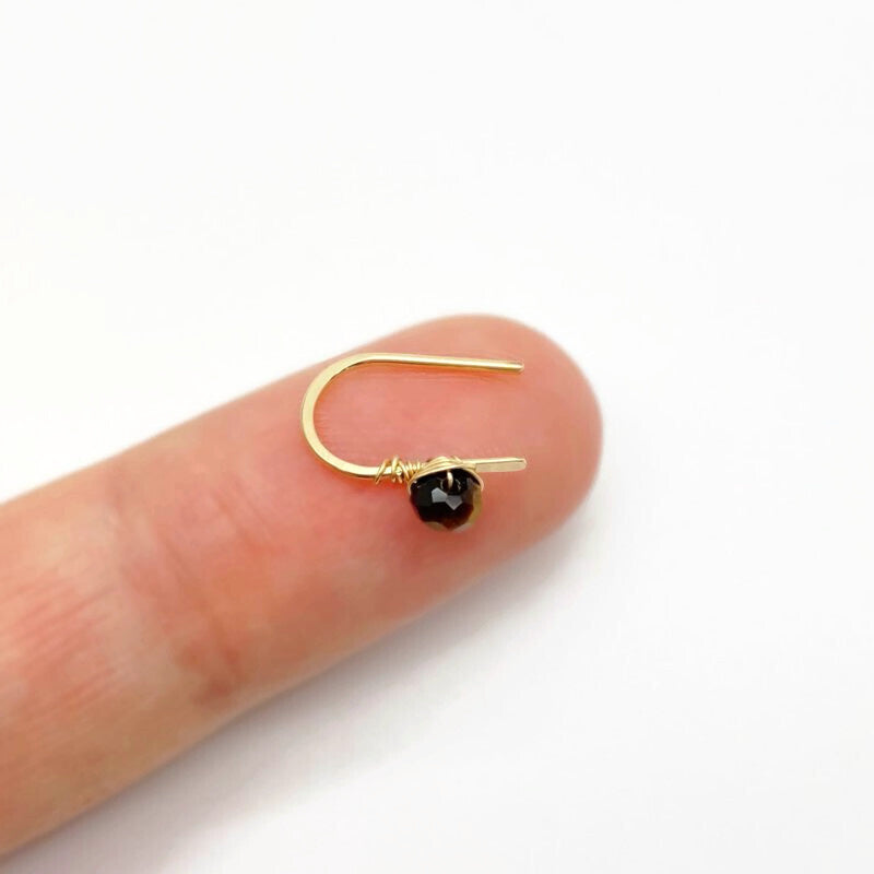 Minimalistische Gouden Oorbellen Met Gefacetteerde Tijgeroog
