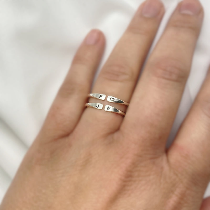 Zilveren Ring Met 2 Initialen