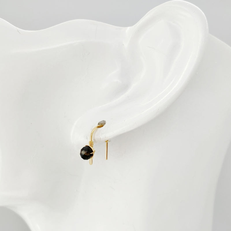 Gouden Minimalistische Oorbellen Met Rookkwarts