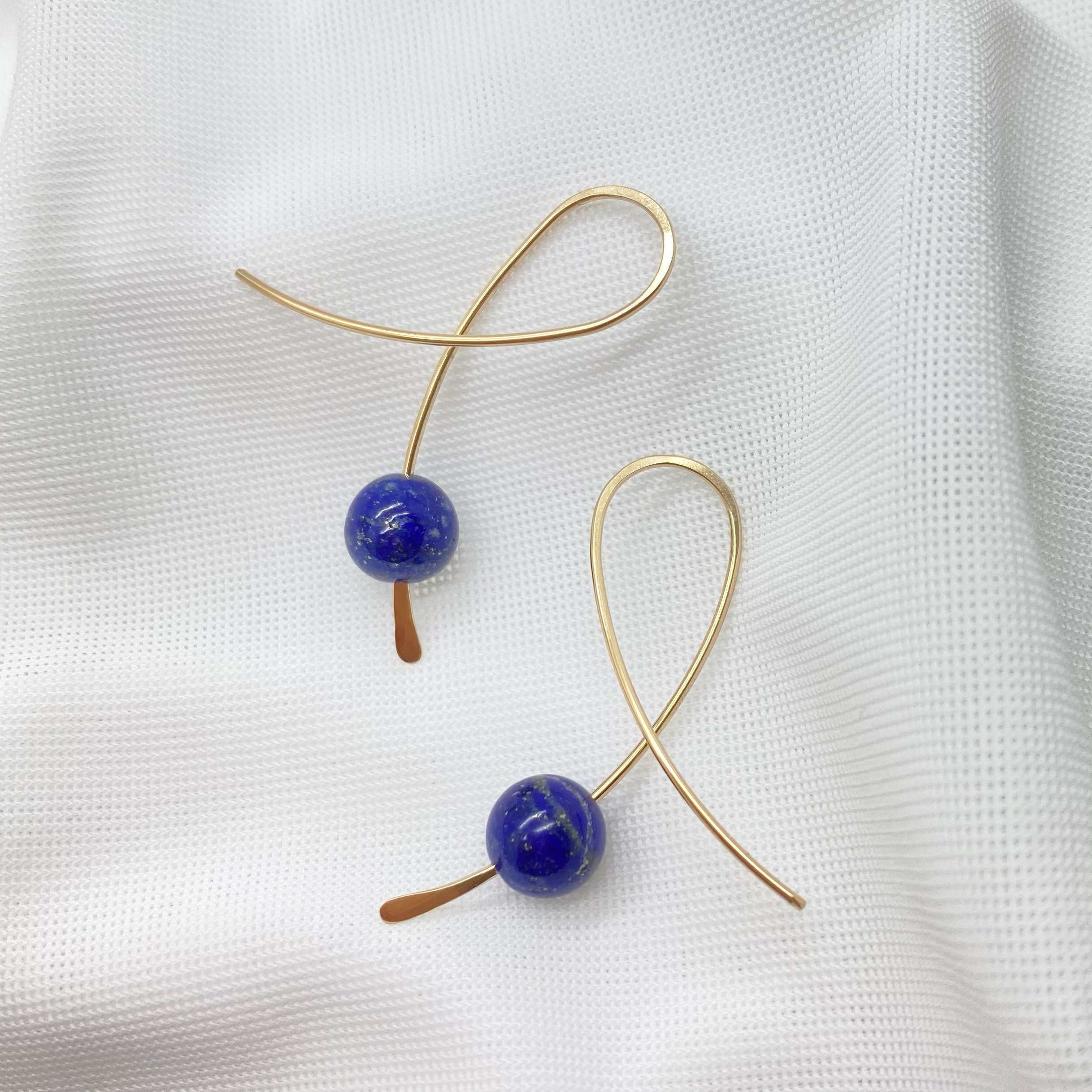 14K Gold Filled Confetti Oorbellen Met Lapis Lazuli