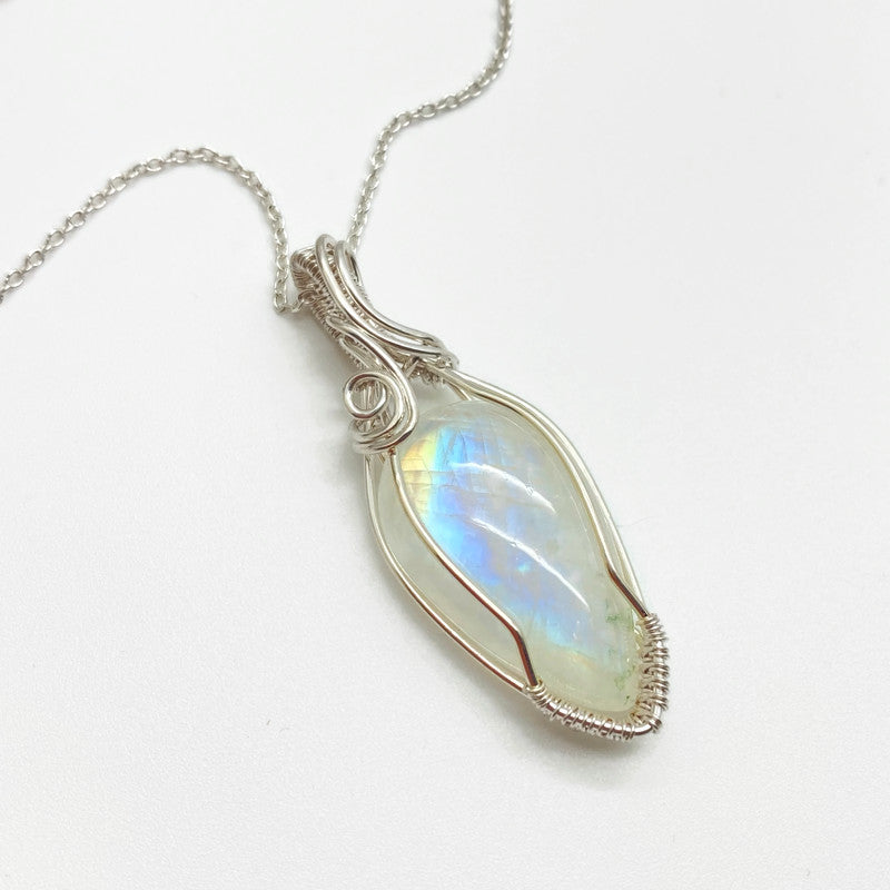 Zilveren Wirewrap Hanger Met Regenboog Maansteen