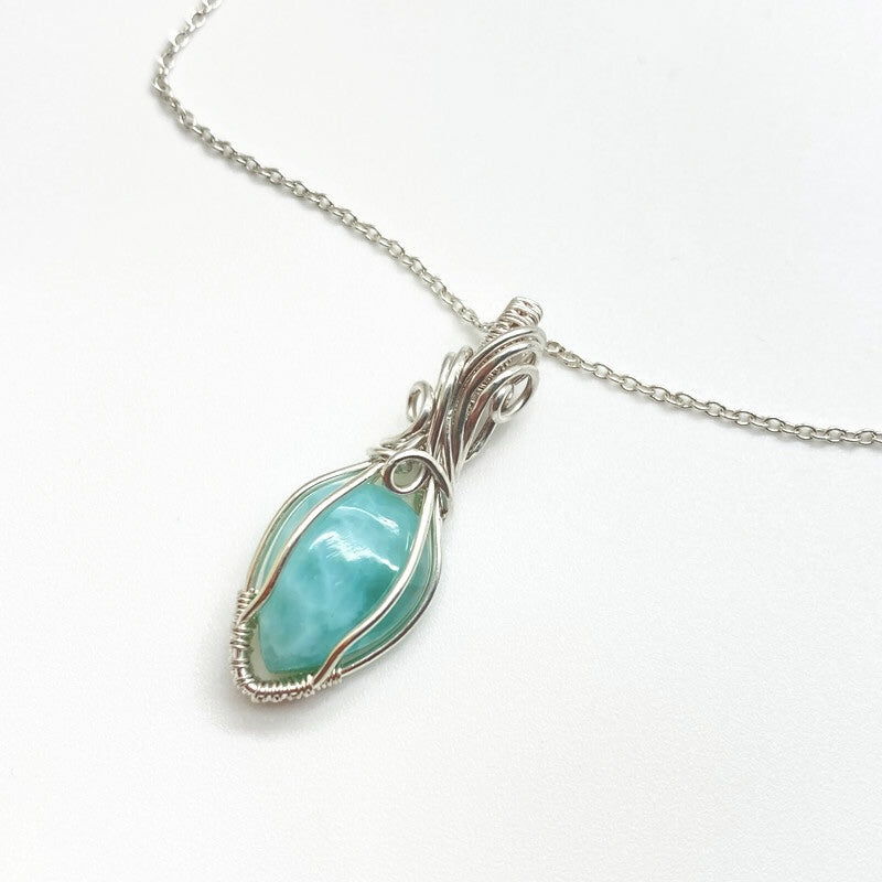 Sterling zilveren wire wrap hanger met Larimar