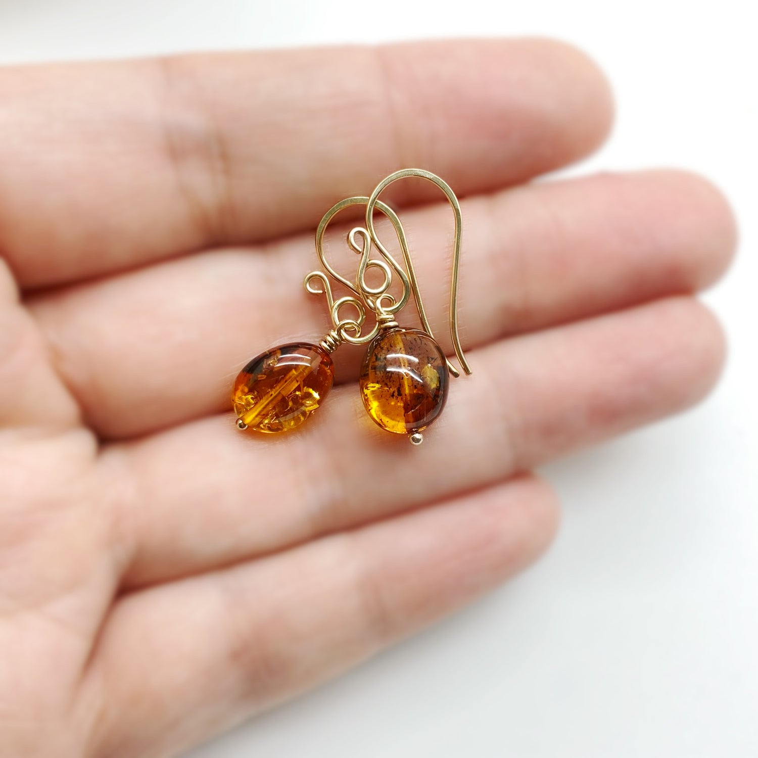 14k gold fill oorbellen met Barnsteen