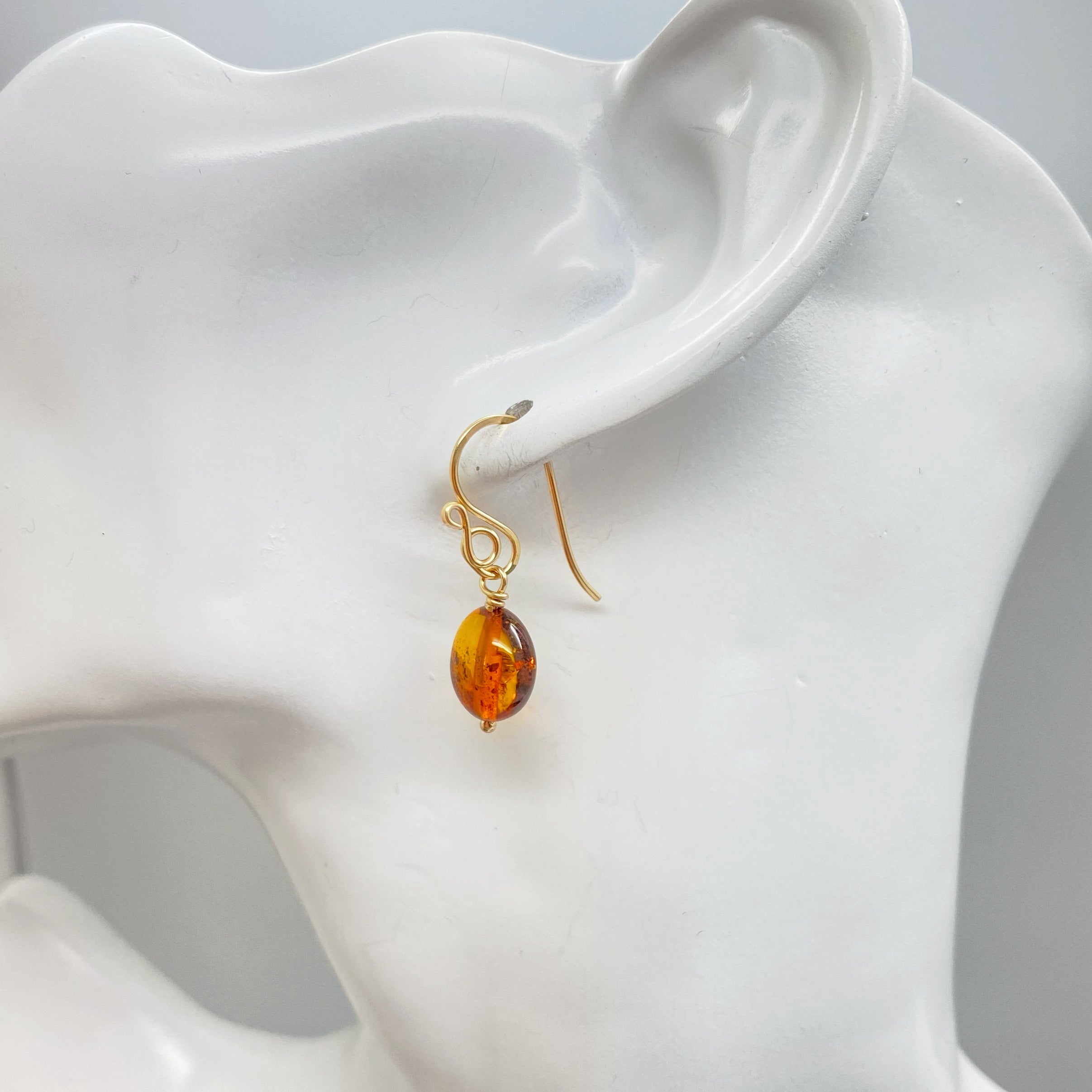 14k gold fill oorbellen met Barnsteen