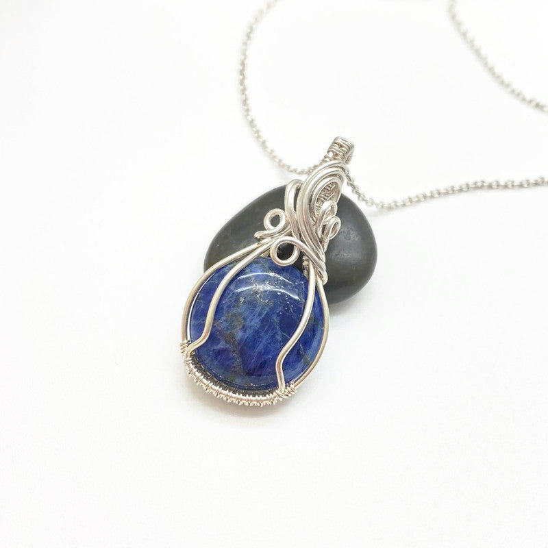 Sterling zilveren wire wrap hanger met Sodaliet