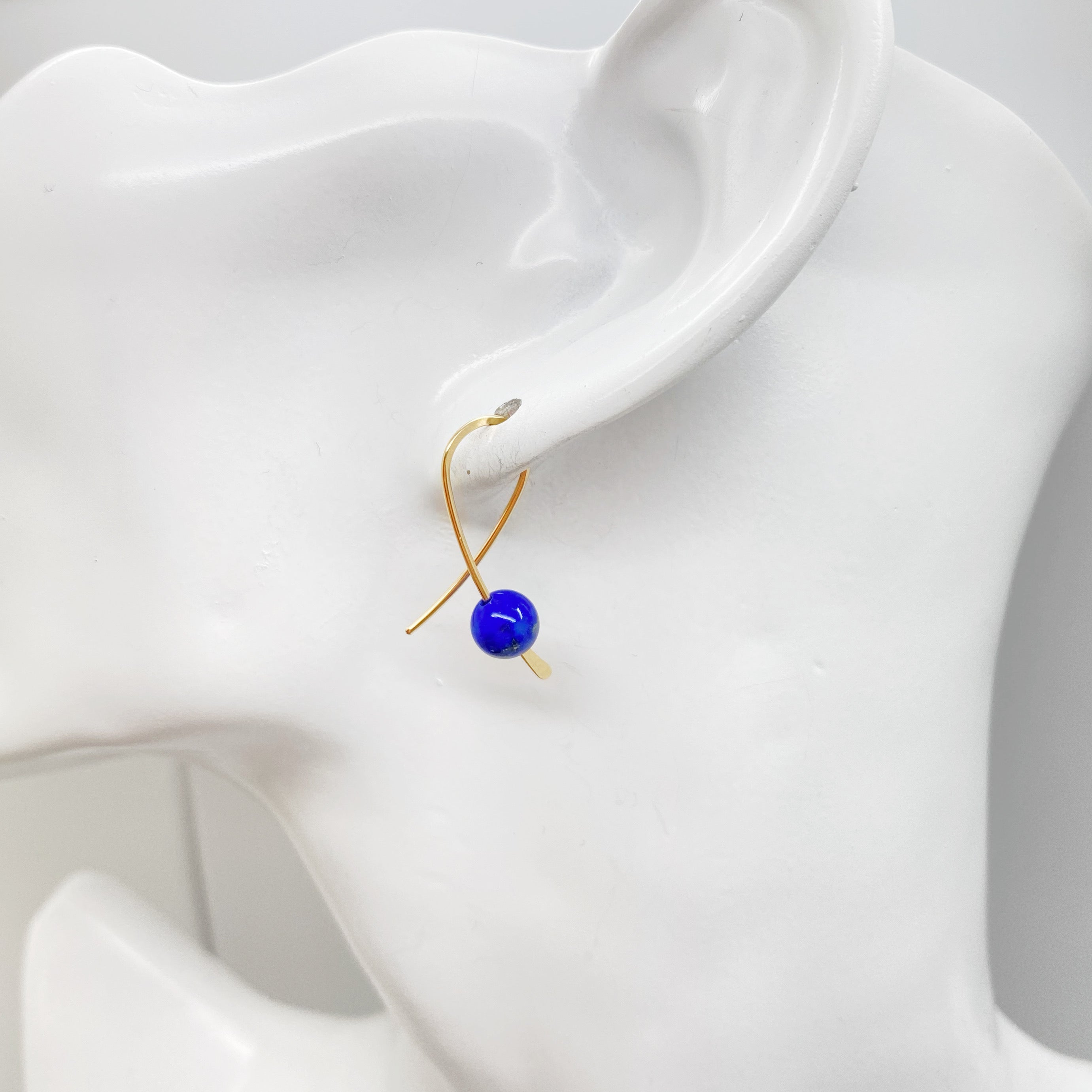Kleine oorbellen - 14K gold filled - Met lapis lazuli