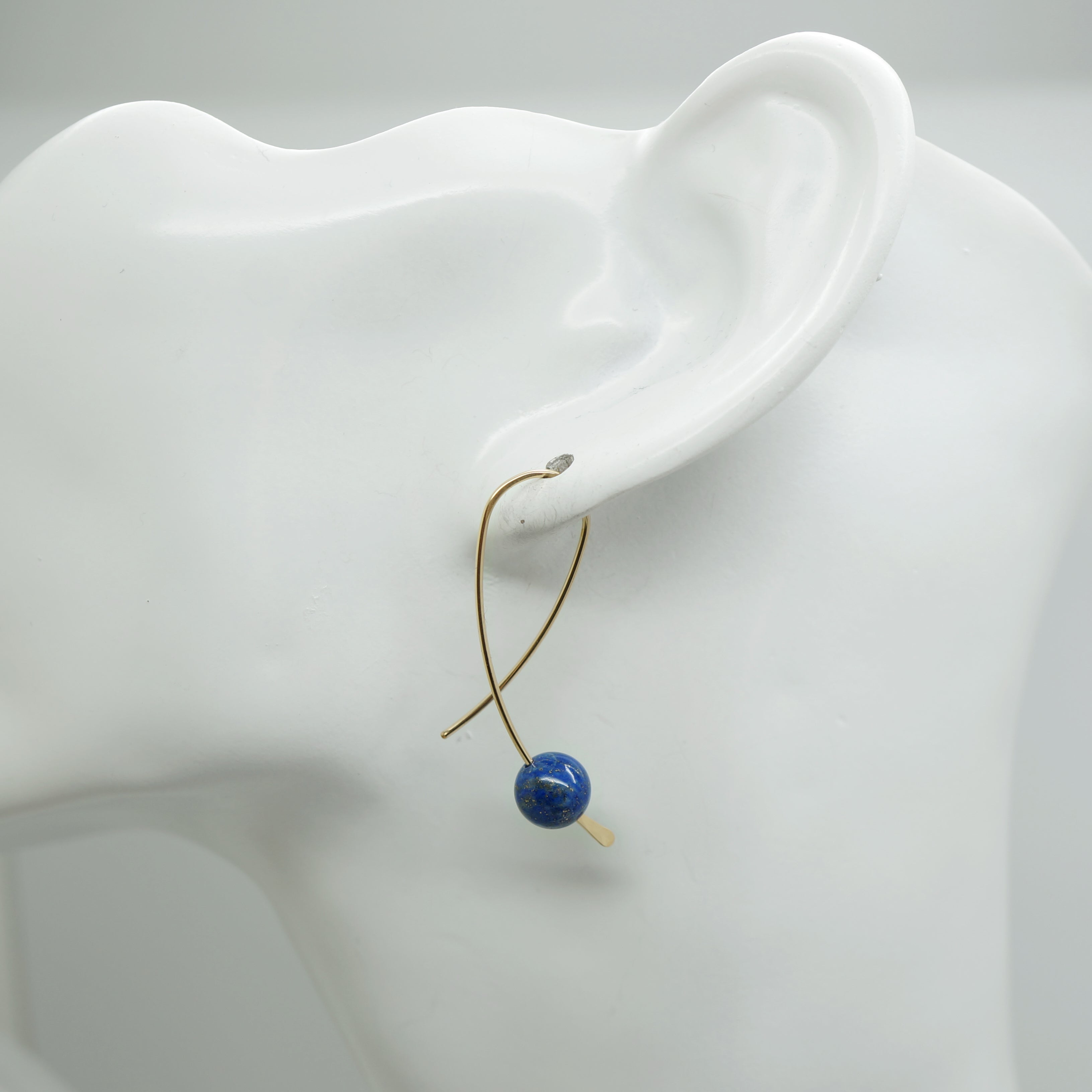 14K Gold Filled Confetti Oorbellen Met Lapis Lazuli