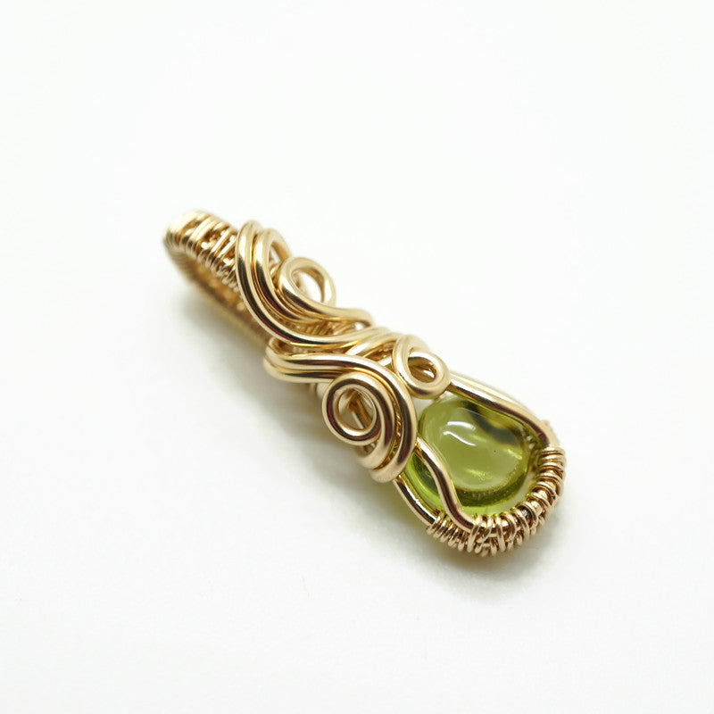 14k Gold Filled Hanger met Groene Peridoot – Handgemaakt en Uniek
