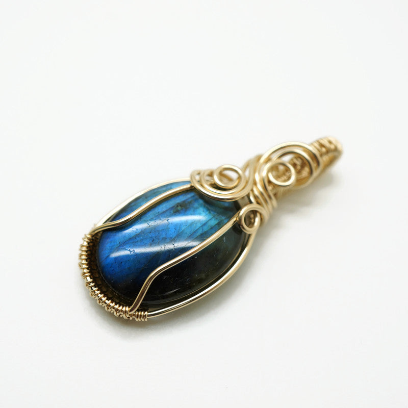 14k gold filled wire wrap hanger met labradoriet