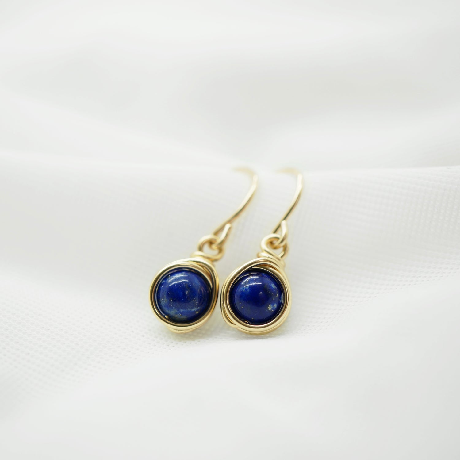 14k gold filled oorbellen met lapis lazuli