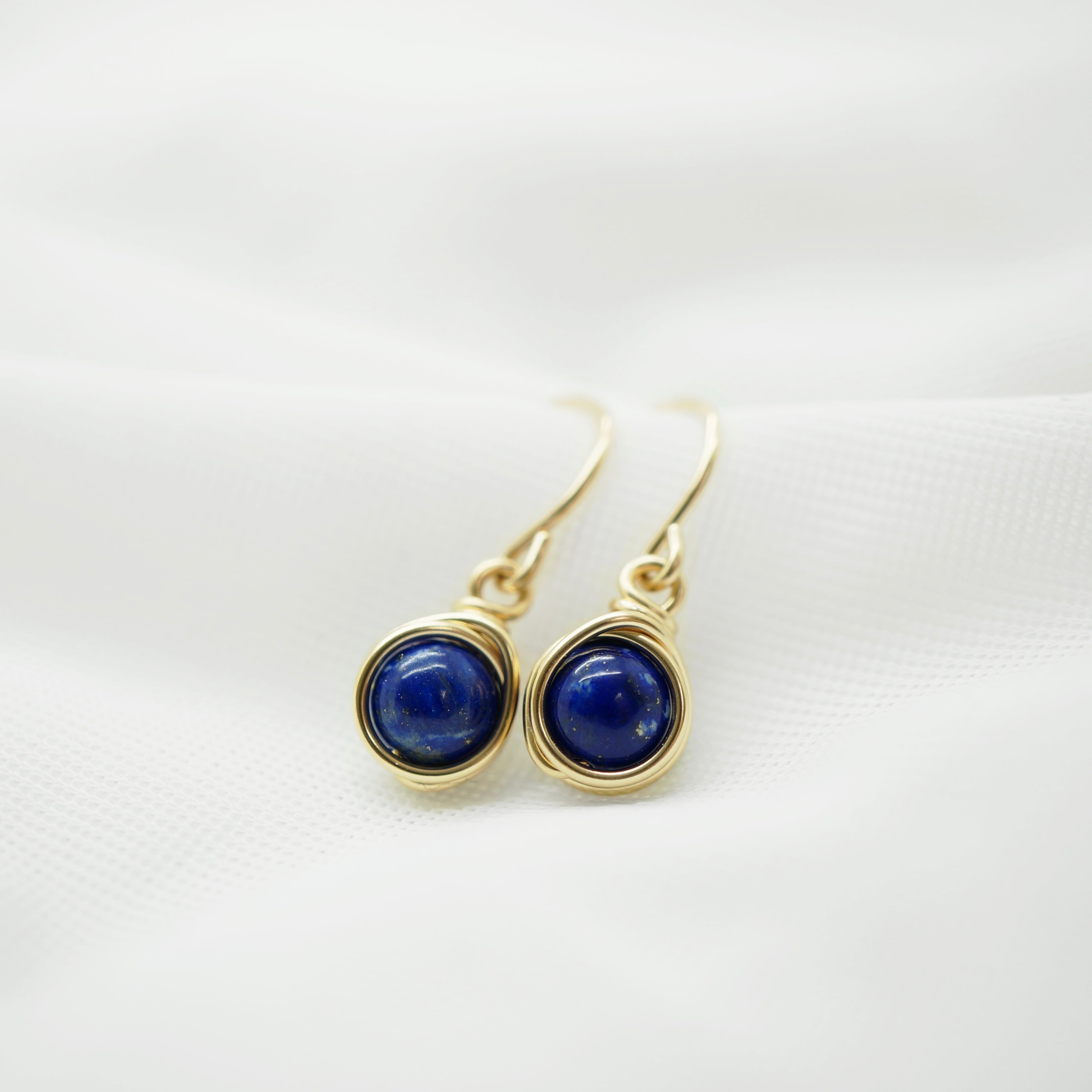 14k gold filled oorbellen met lapis lazuli