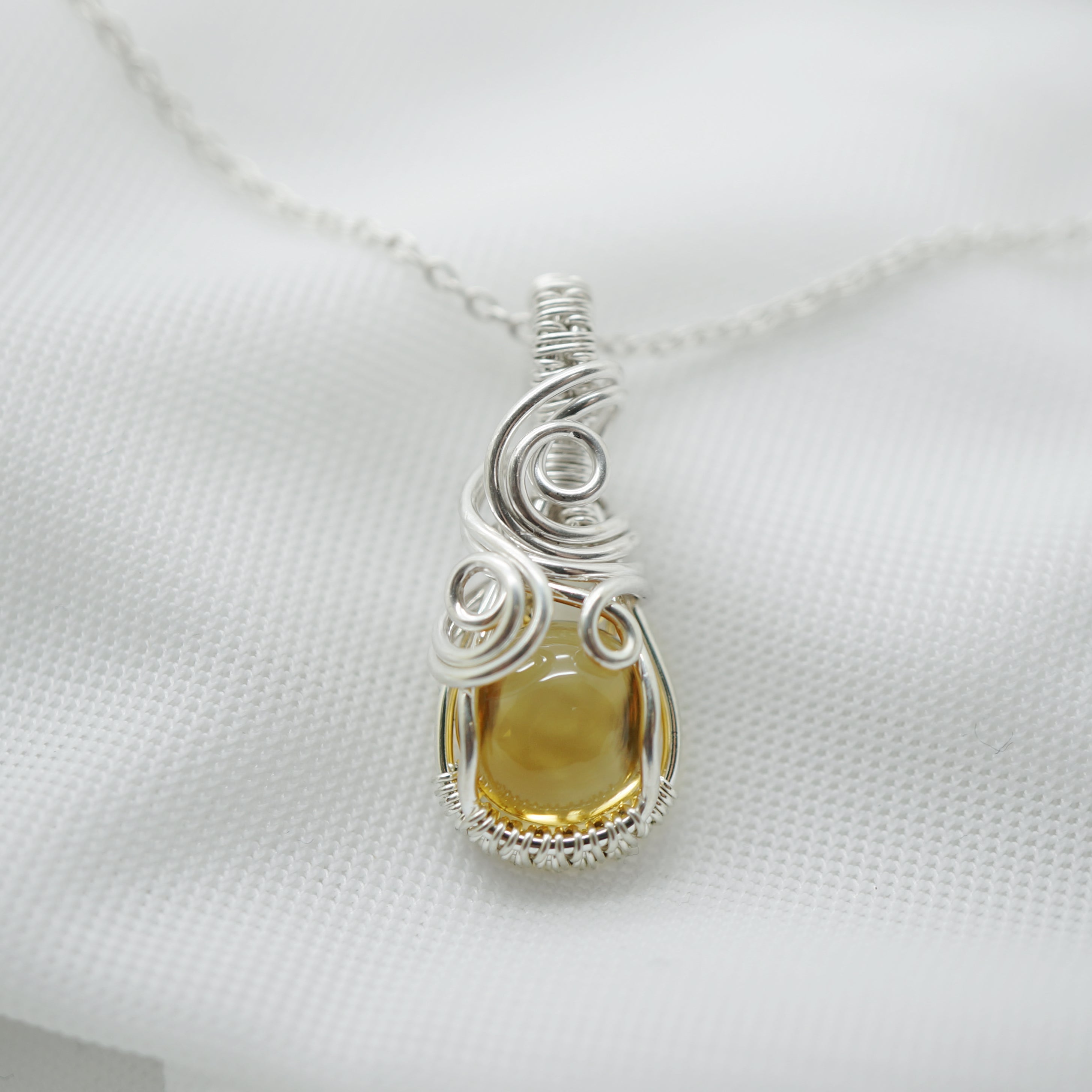 Sterling zilveren hanger met citrien