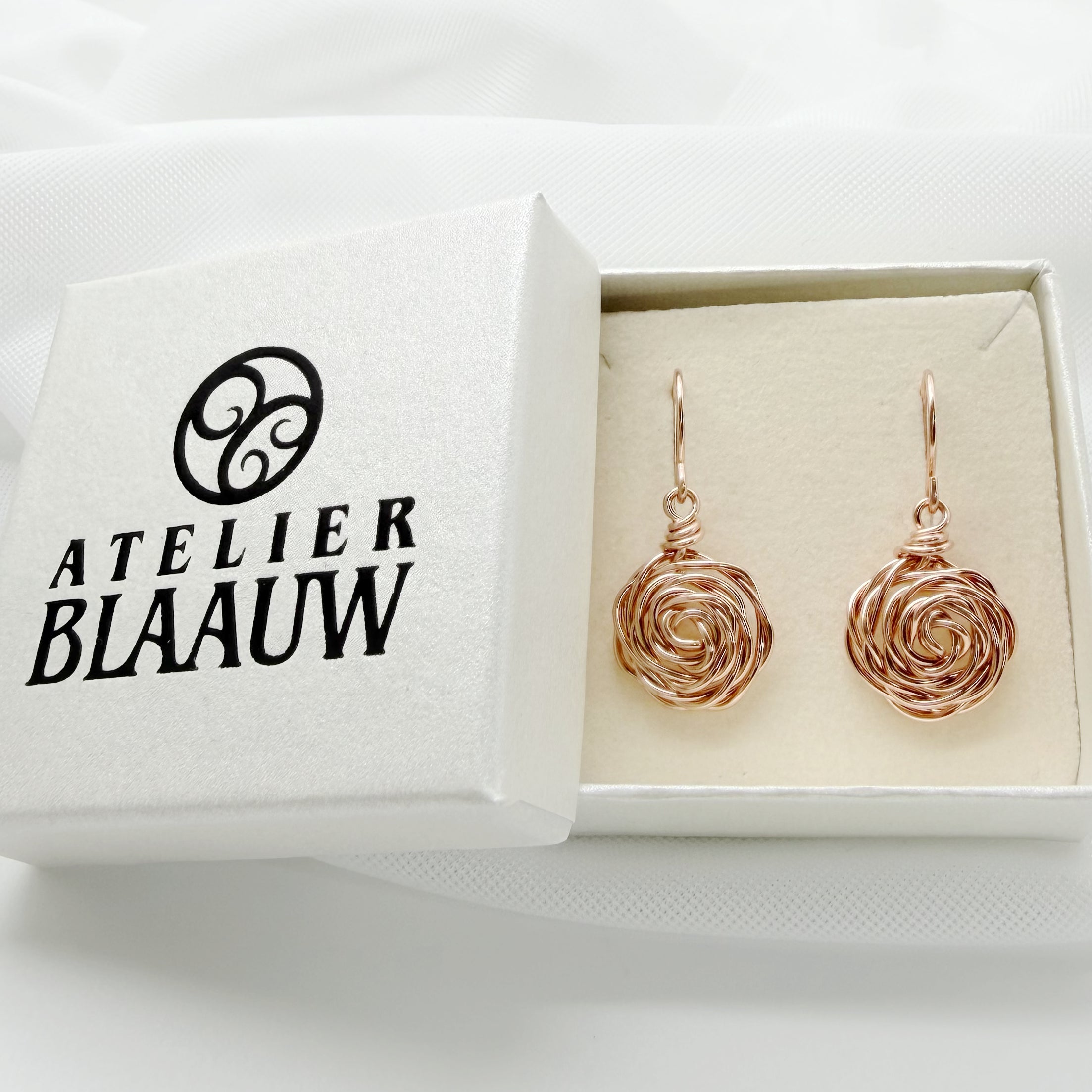 14k rosé gold filled roos oorbellen