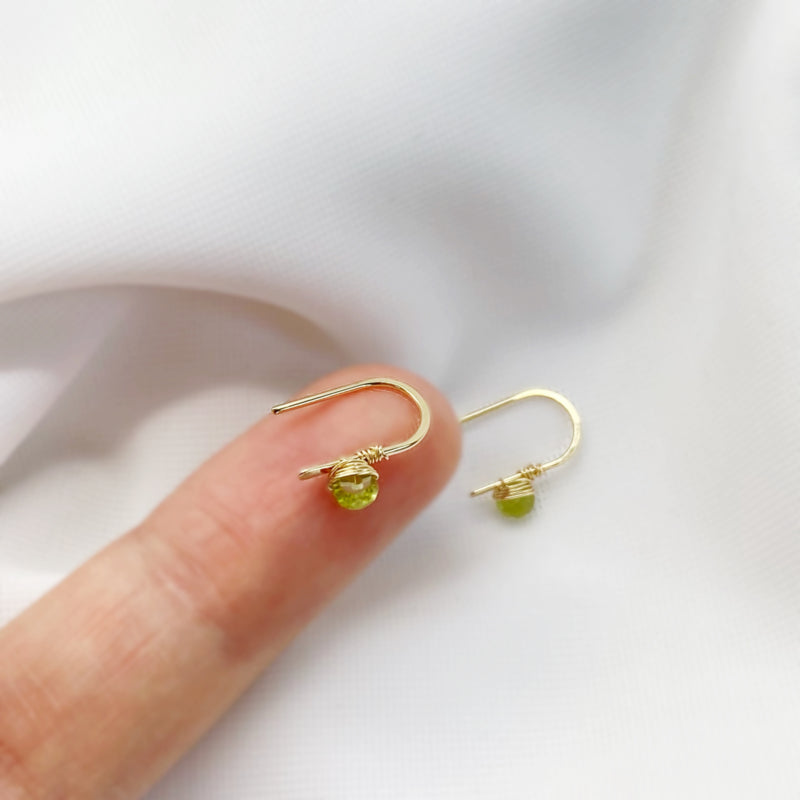 Kleine oorbellen - 14K gold filled - Met Peridoot edelsteen