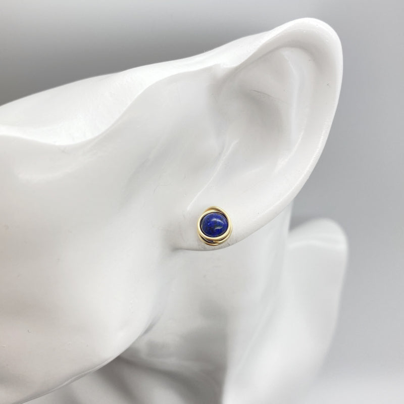 Gouden Oorknopjes Met Lapis Lazuli
