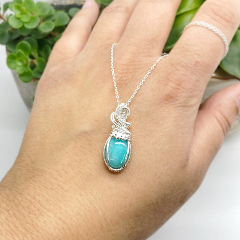 Sterling Zilveren Wire Wrap Hanger Met Amazoniet