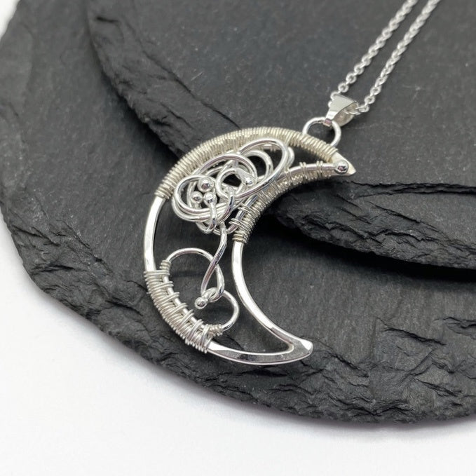 Ketting Muntje Zon en Maan zilver – Astrologie & Art Ketting Muntje Zon en Maan zilver – Astrologie & Art