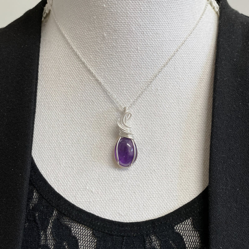 Sterling Zilveren Wire Wrap Hanger Met Paarse Amethist