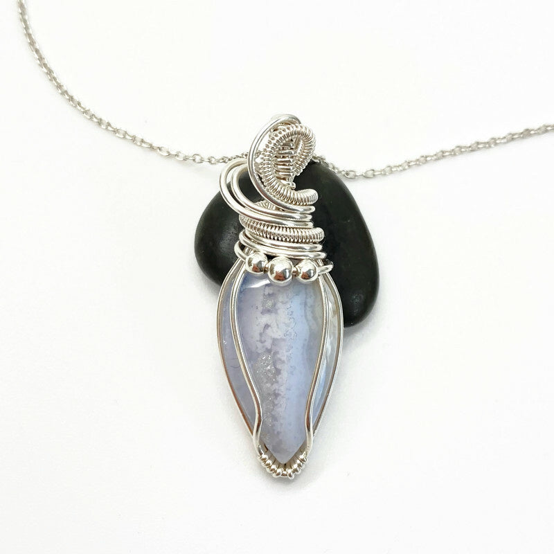 Zilveren Hanger Met Chalcedoon