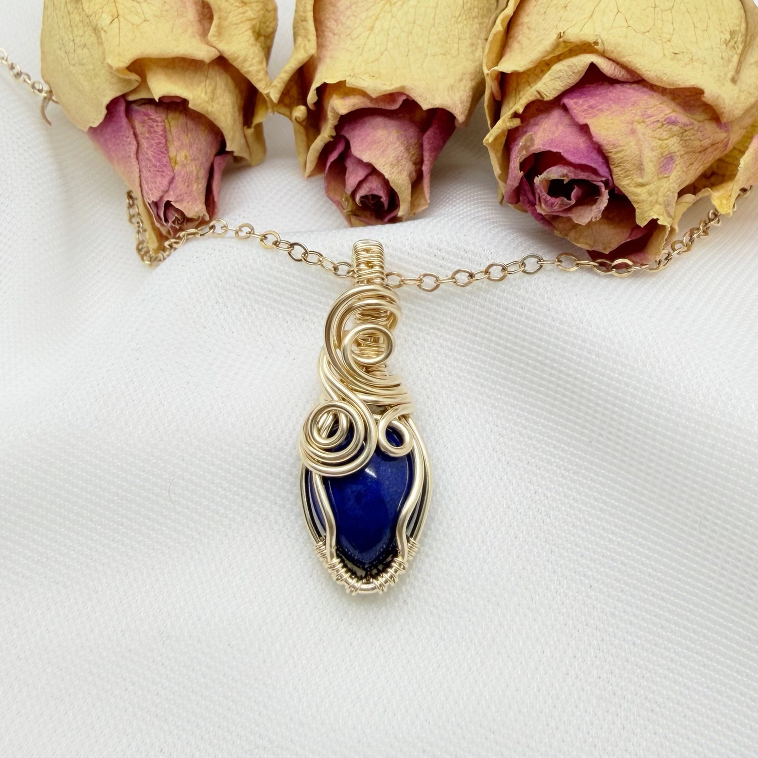 GERESERVEERD - 14k gold filled hanger met lapis lazuli