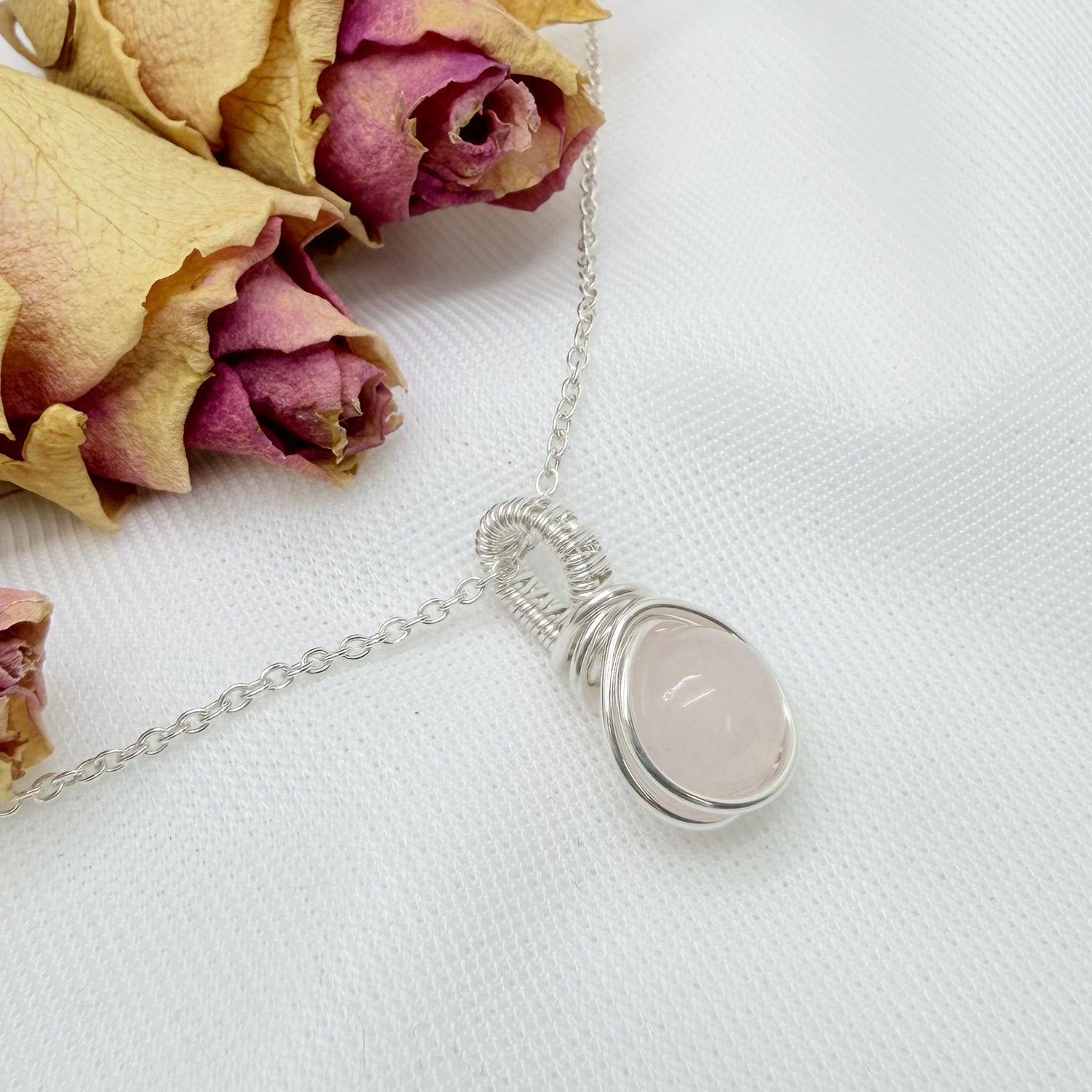 Zilveren rozenkwarts hanger van sterling zilver