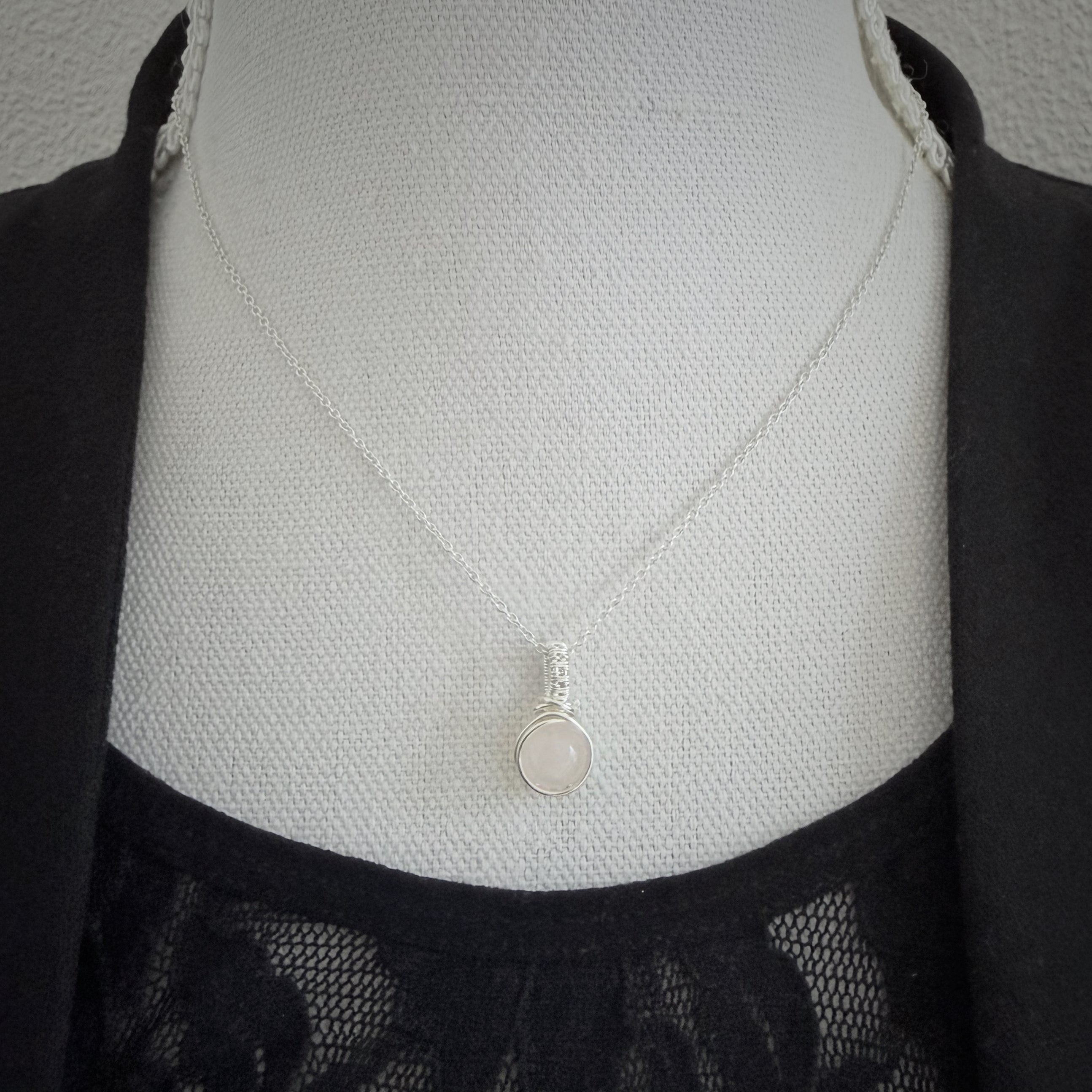 Zilveren rozenkwarts hanger van sterling zilver