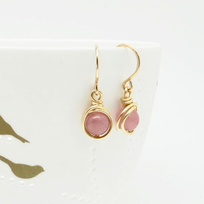 Gold filled rozenkwarts oorbellen -  handgemaakt
