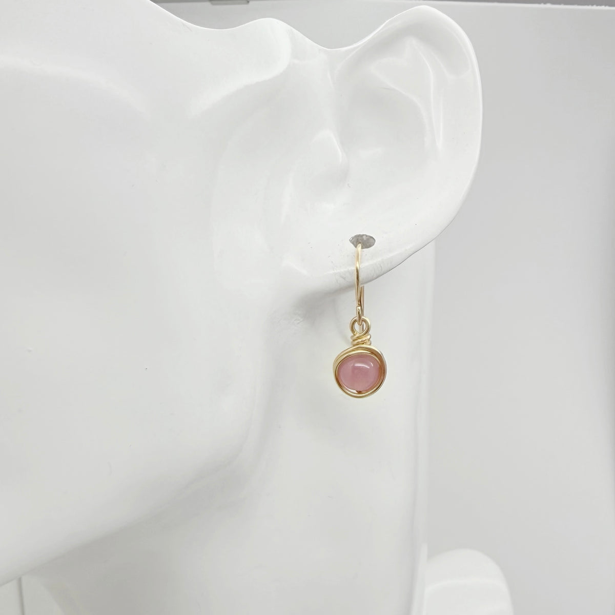 Gold filled rozenkwarts oorbellen -  handgemaakt