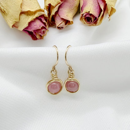 Gold filled rozenkwarts oorbellen -  handgemaakt