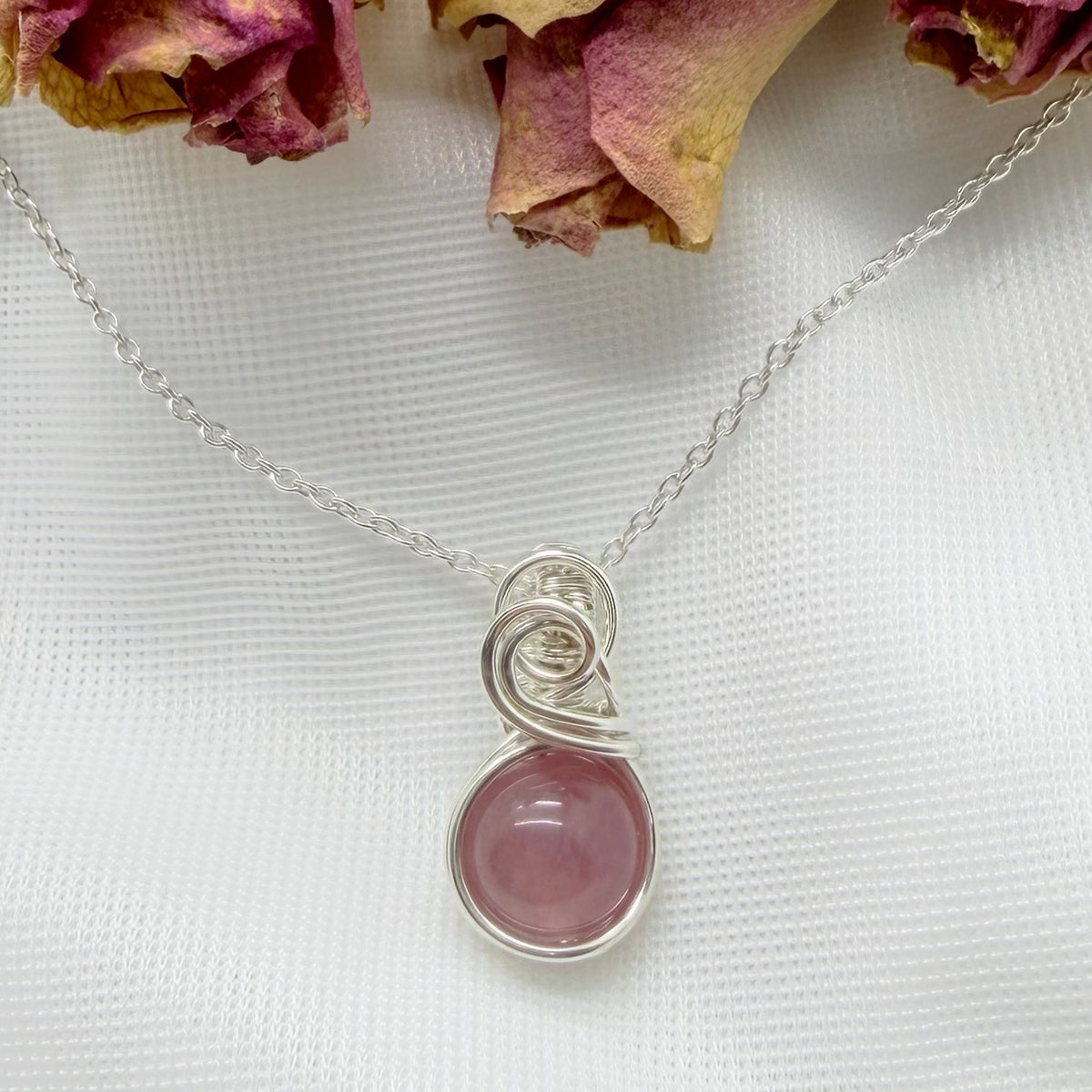 Sierlijke rozenkwarts hanger van sterling zilver - Wire wrap hanger