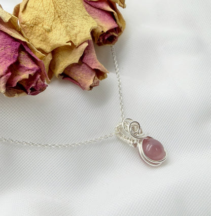 Sierlijke rozenkwarts hanger van sterling zilver - Wire wrap hanger