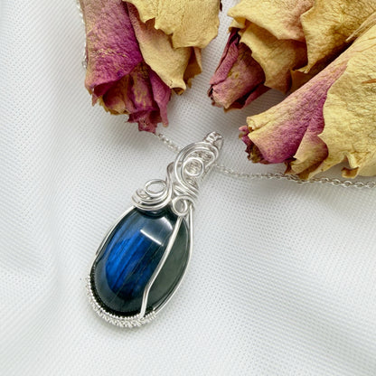 Wire wrap hanger - Zilver - Met labradoriet - Sterling zilver