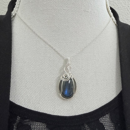 Wire wrap hanger - Zilver - Met labradoriet - Sterling zilver