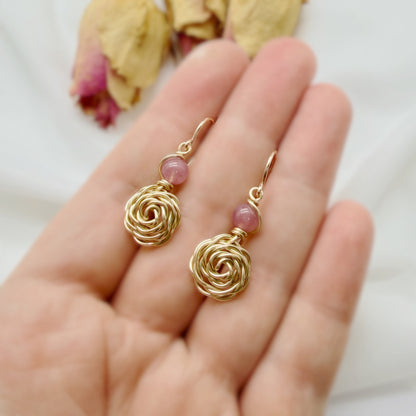 14k gold filled roos oorbellen met rozenkwarts