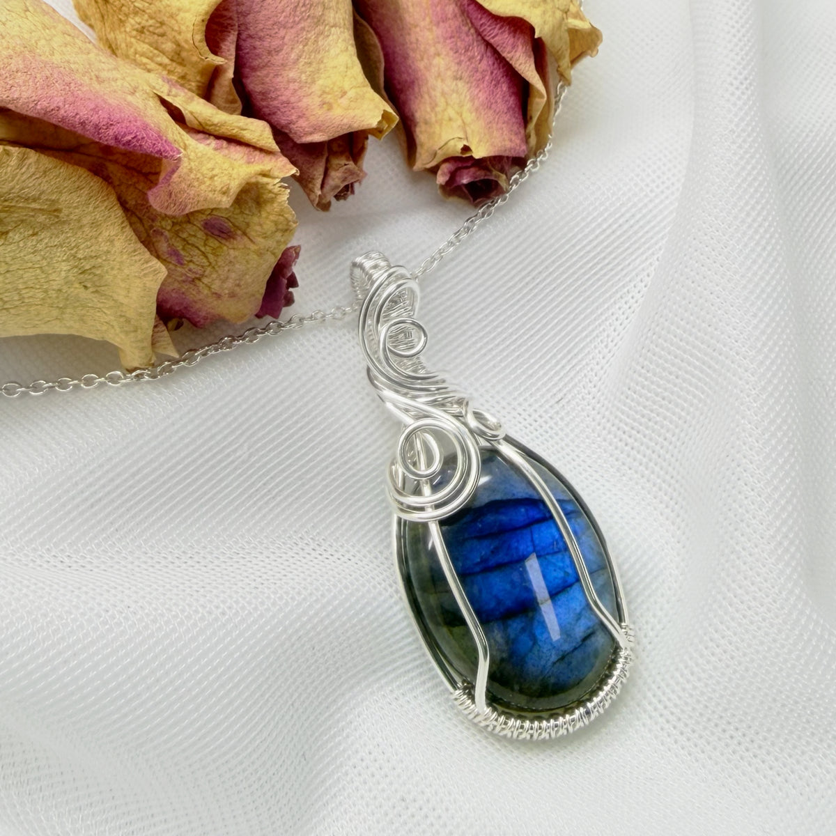 Wire wrap hanger - Zilver - Met labradoriet - Sterling zilver