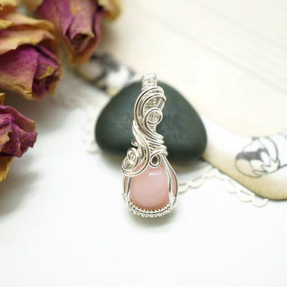 Sterling Zilveren Wire Wrap Hanger Met Roze Opaal