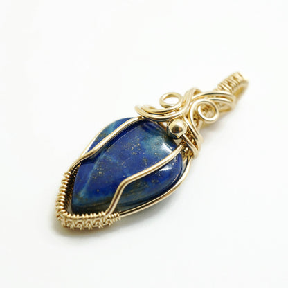 14k gold filled wire wrap hanger met Lapis Lazuli