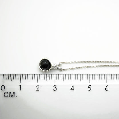 Sterling zilveren collier met een kleine onyx