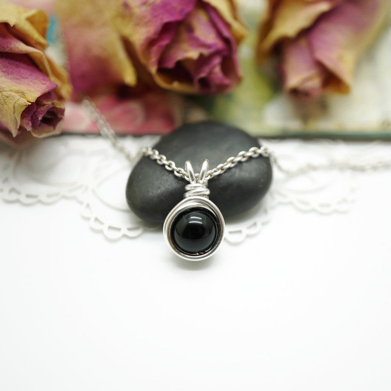 Sterling zilveren collier met een kleine onyx