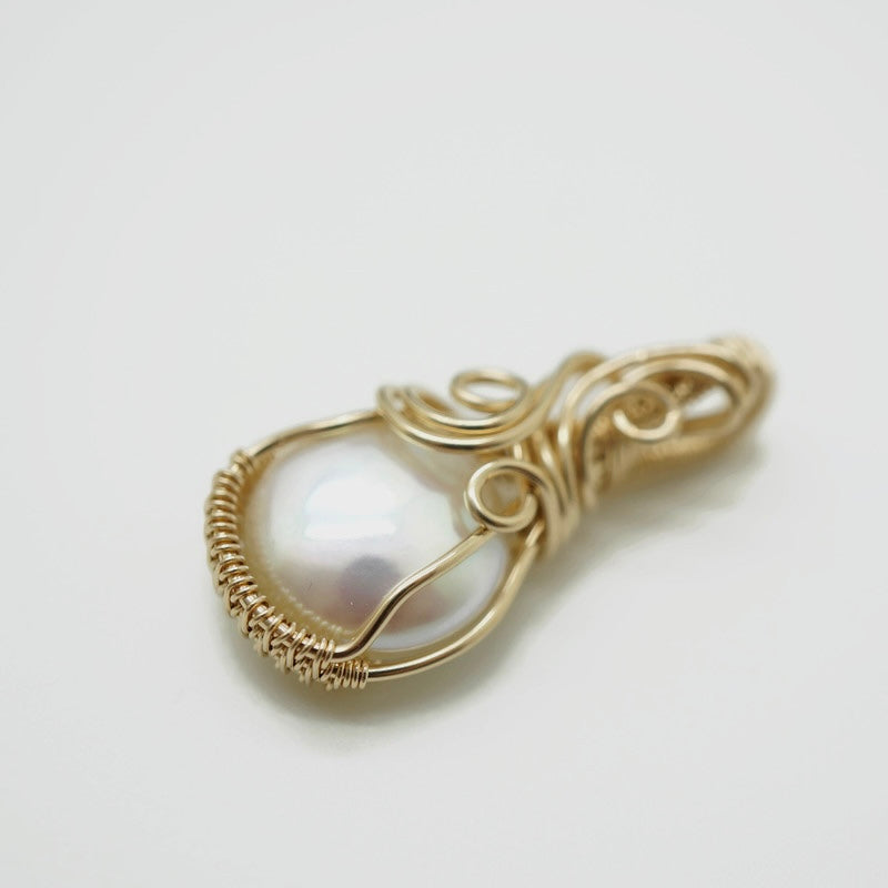 Gouden hanger met parel - 14k gold filled wire wrap hanger met zoetwaterparel