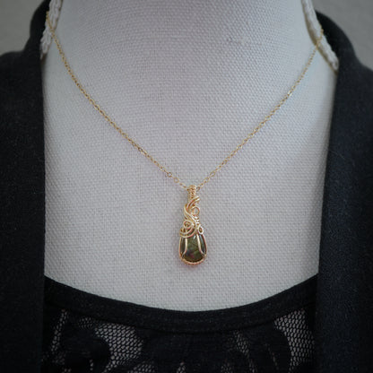 14k gold filled hanger met Labradoriet