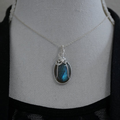 Wire wrap hanger - Zilver - Met labradoriet - Sterling zilver