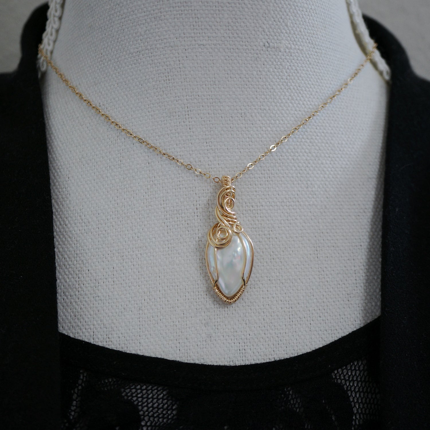 14k gold filled hanger met zoetwaterparel